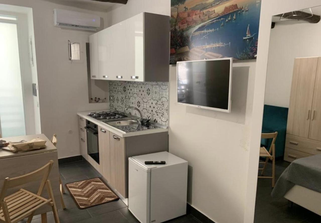 Апартаменты Viky House Chiaia Неаполь Экстерьер фото